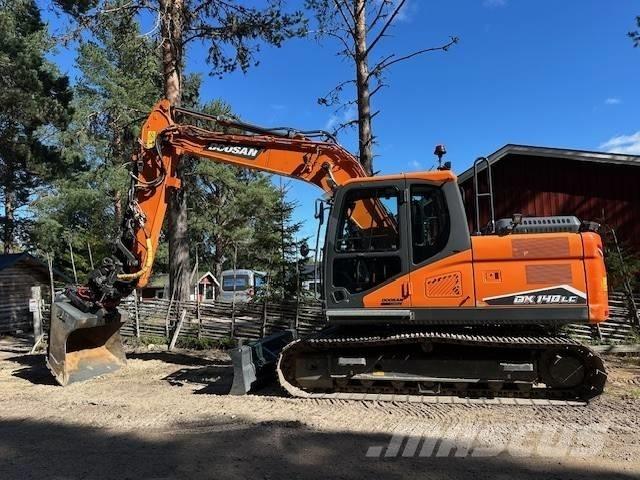 Doosan DX 140 LC Excavatoare pe șenile
