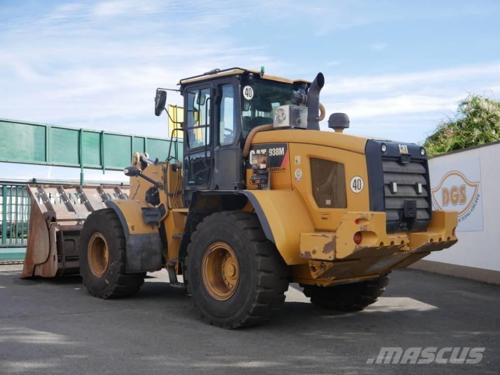 CAT 938M Incarcator pe pneuri