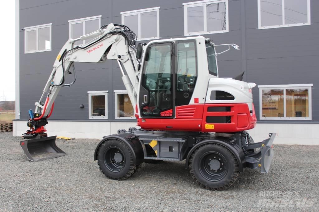 Takeuchi TB395W Excavatoare cu roti