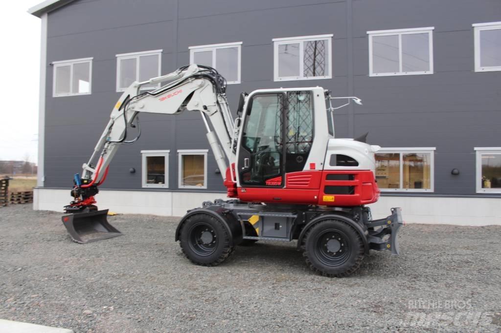 Takeuchi TB395W Excavatoare cu roti