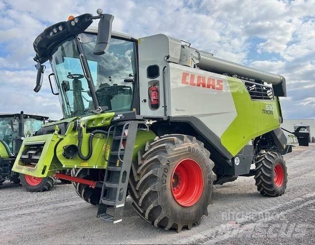 CLAAS TRION 530 Combine de secerat