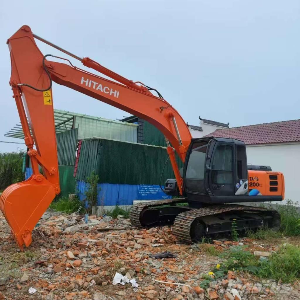 Hitachi ZX 200 Excavatoare pe șenile
