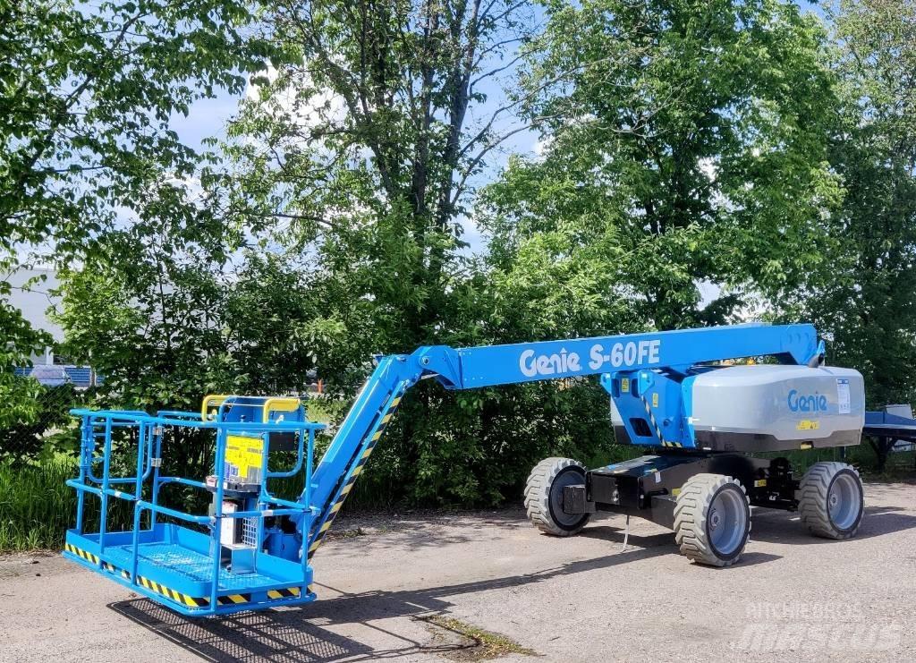 Genie S-60 FE Nacele cu brat articulat