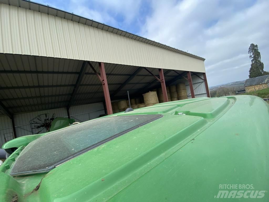 John Deere 6100 M Tractoare