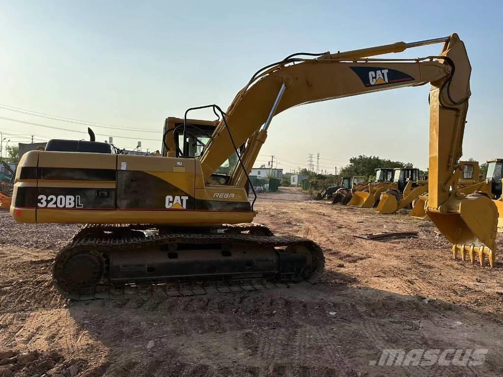 CAT 320 B Excavatoare pe șenile
