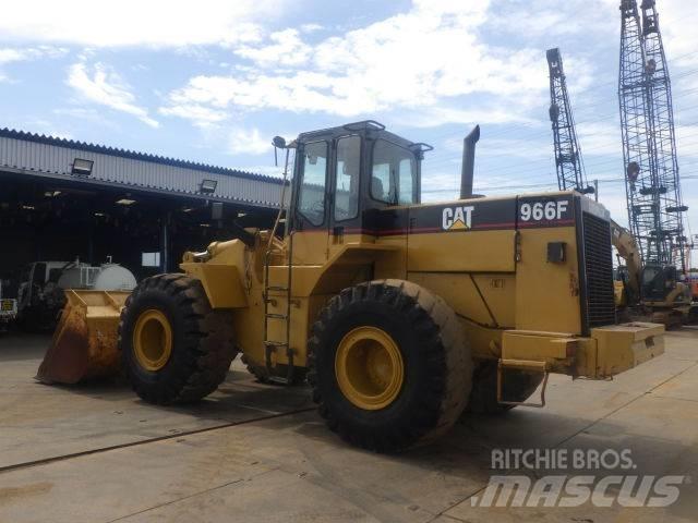 CAT 966 F Incarcator pe pneuri