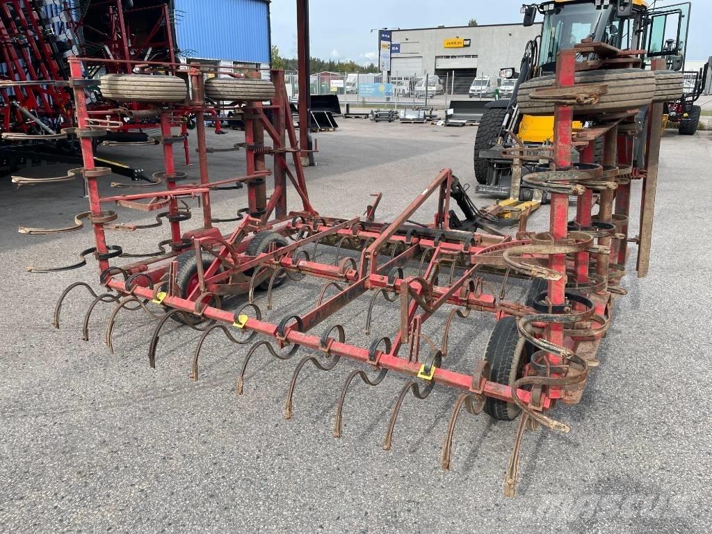 Väderstad Boggiharv Grapa si pluguri rotative