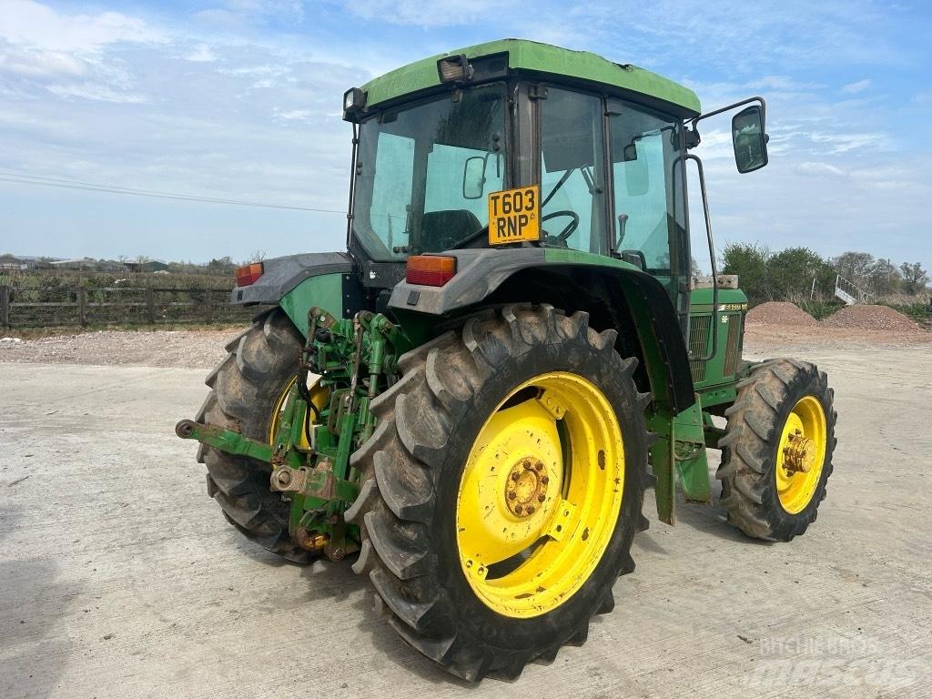 John Deere 6400 Tractoare compacte