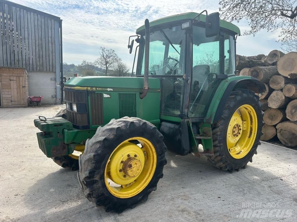 John Deere 6400 Tractoare compacte