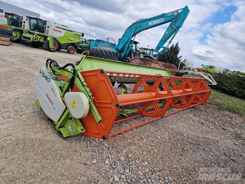 CLAAS Tucano 320 Combine de secerat