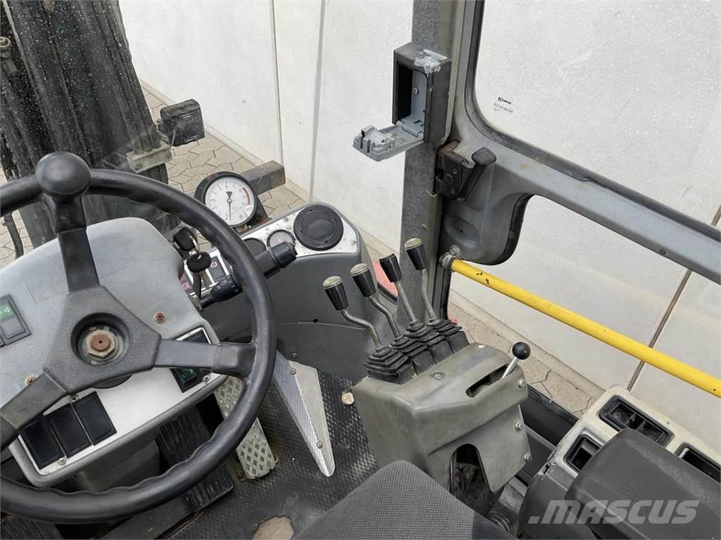Kalmar DCD 80-6 Stivuitor diesel
