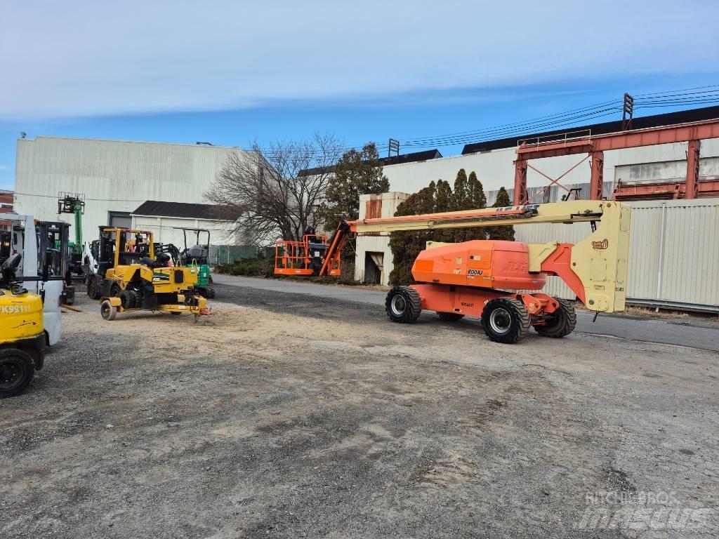 JLG 800 AJ Nacele cu brat articulat
