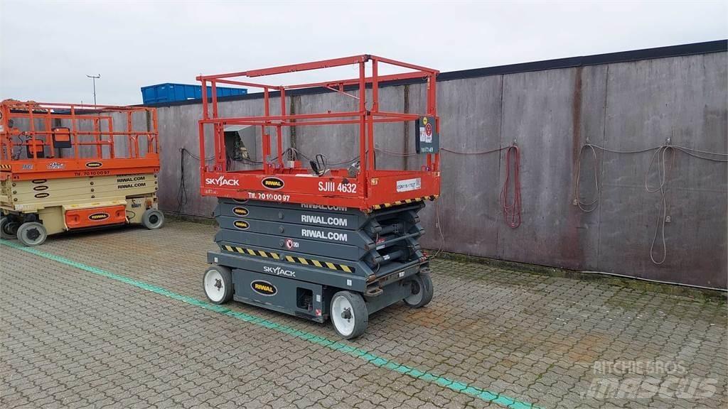 SkyJack SJIII4632 Platforme foarfeca