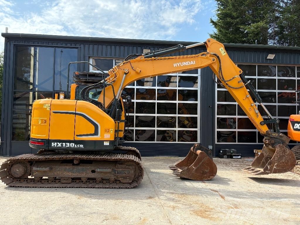 Hyundai HX 130 Excavatoare pe șenile
