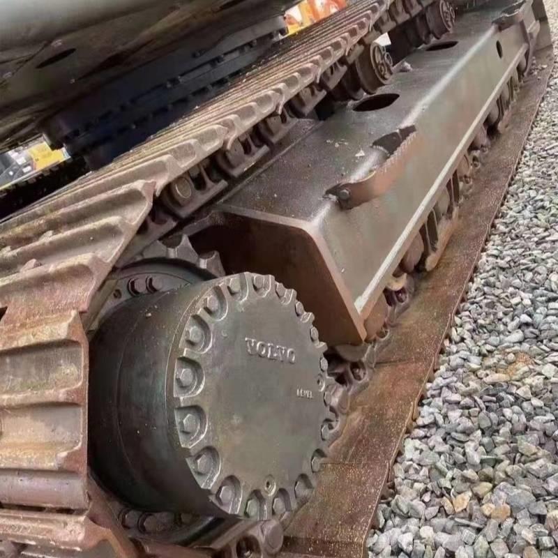 Volvo EC 360 Excavatoare pe șenile
