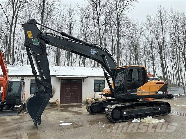 Hyundai R220LC-9S Excavatoare pe șenile
