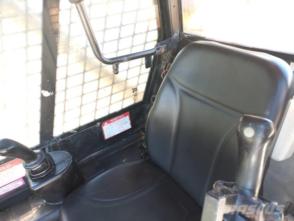 JCB 1110 T Mini incarcator