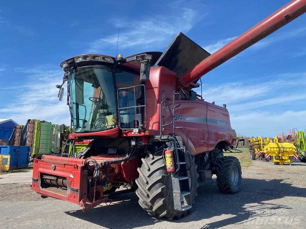 Case IH AF 5140 Combine de secerat