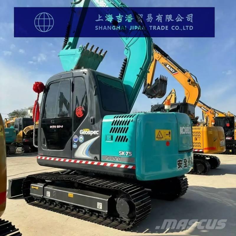 Kobelco SK 75 Excavatoare 7t - 12t
