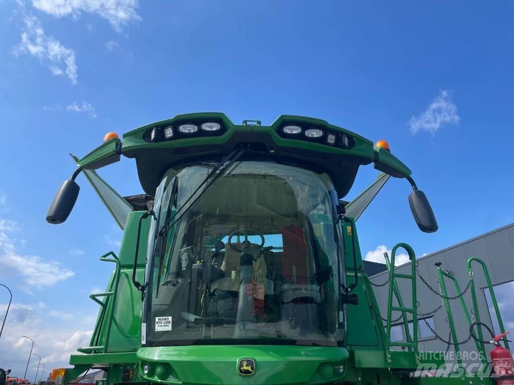 John Deere S670 4x4 Combine de secerat