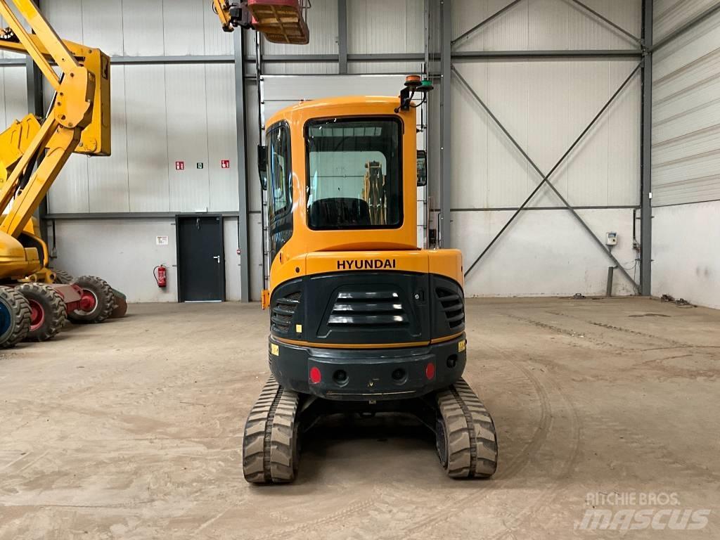 Hyundai 30 Z-9 Mini excavatoare < 7t