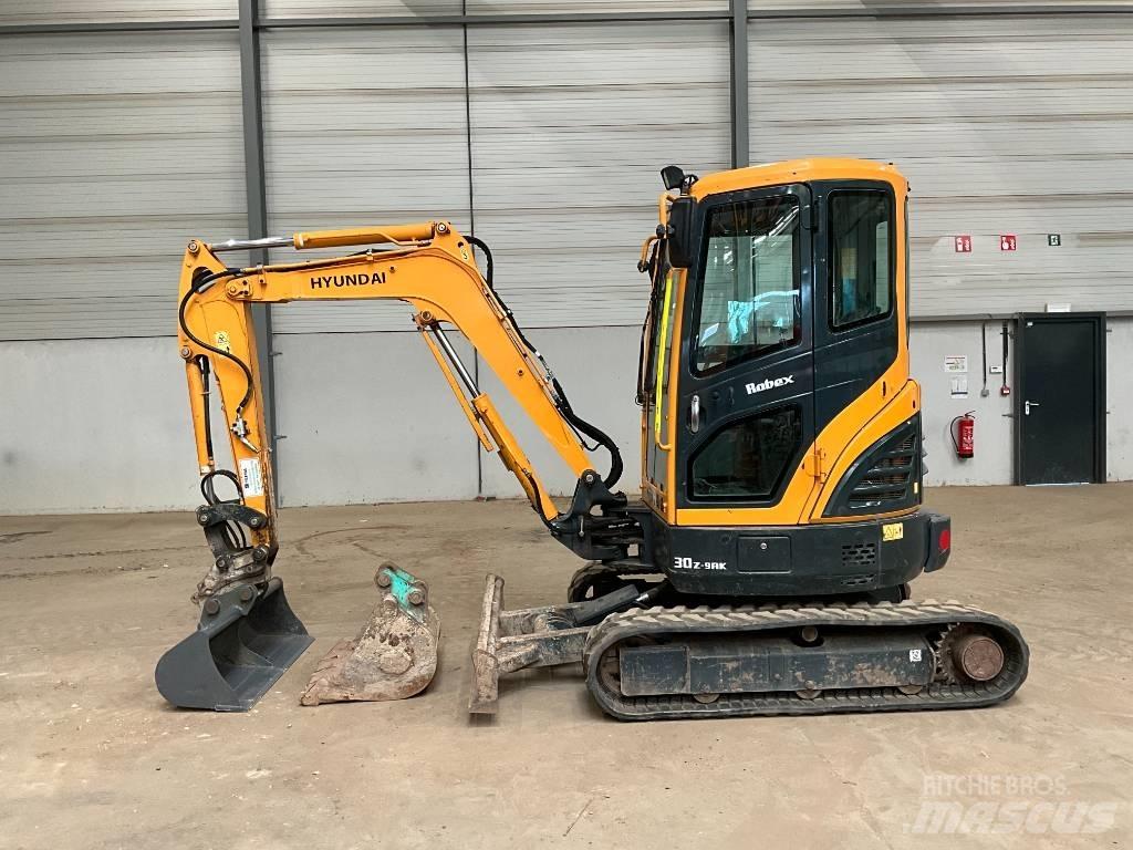 Hyundai 30 Z-9 Mini excavatoare < 7t