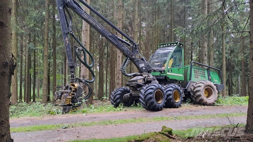 John Deere 1070 D Combine forestiere