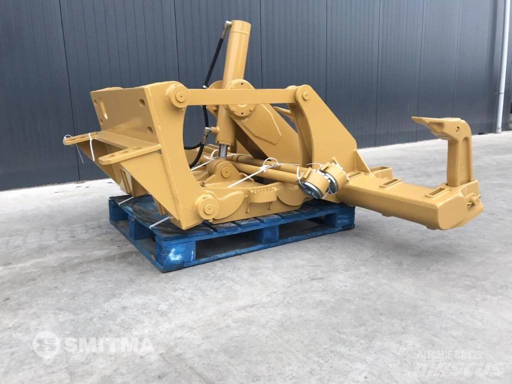 CAT 140K Scarificatoare