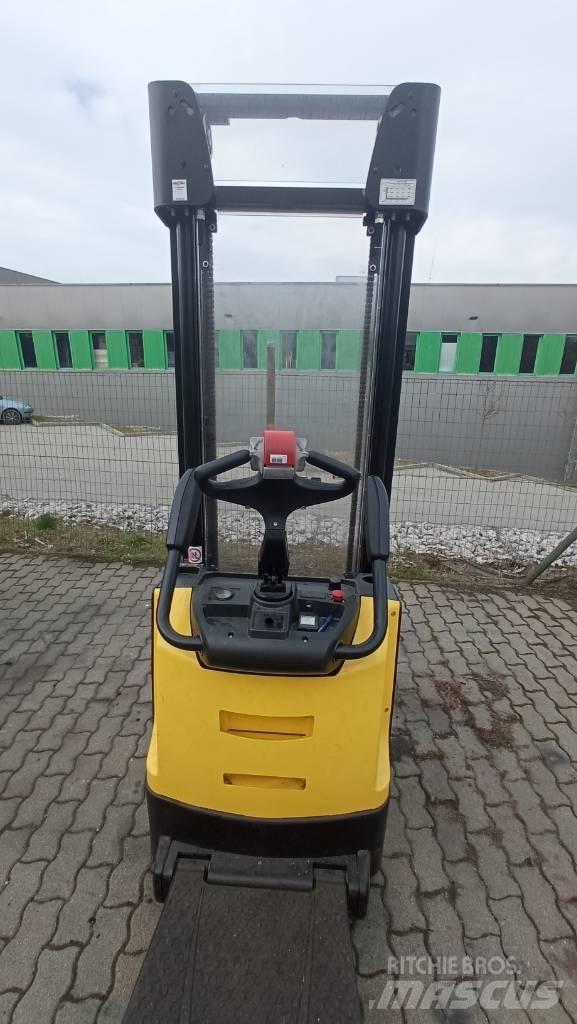 Hyster S1.4S Transpaleta manuala