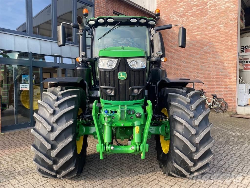 John Deere 6230R Tractoare