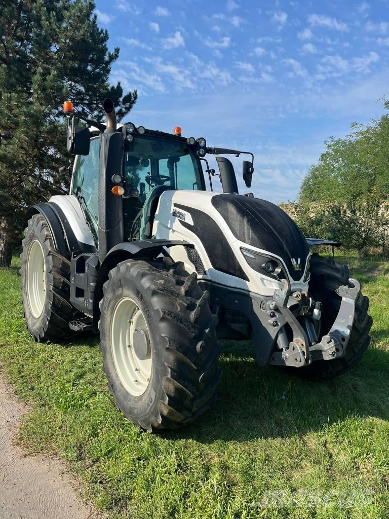 Valtra T234 Versu Tractoare