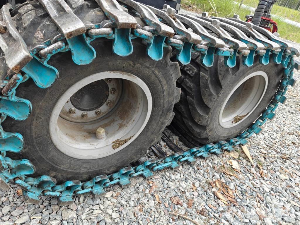 Komatsu 901 XC Combine forestiere