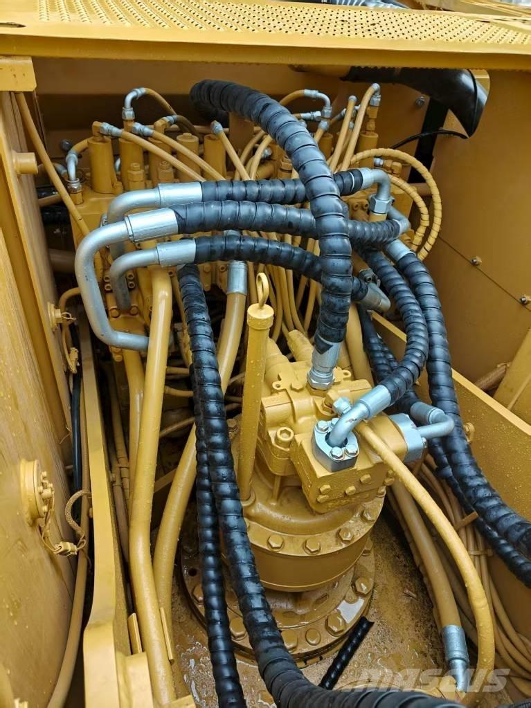 CAT 320C Excavatoare pe șenile
