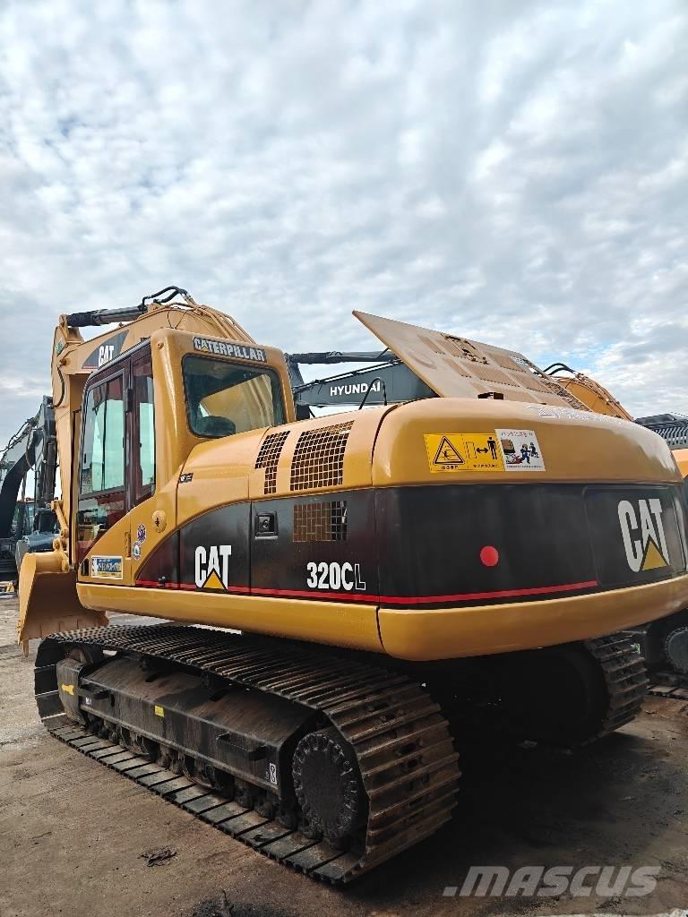 CAT 320C Excavatoare pe șenile
