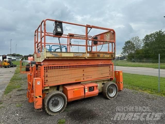 JLG M4069 Platforme foarfeca