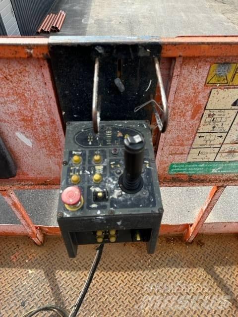 JLG M4069 Platforme foarfeca