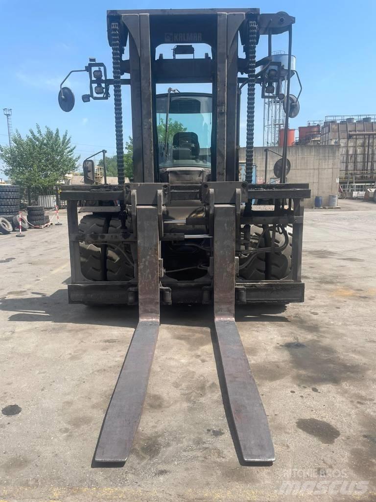 Kalmar DCG 250-12LB Stivuitor diesel