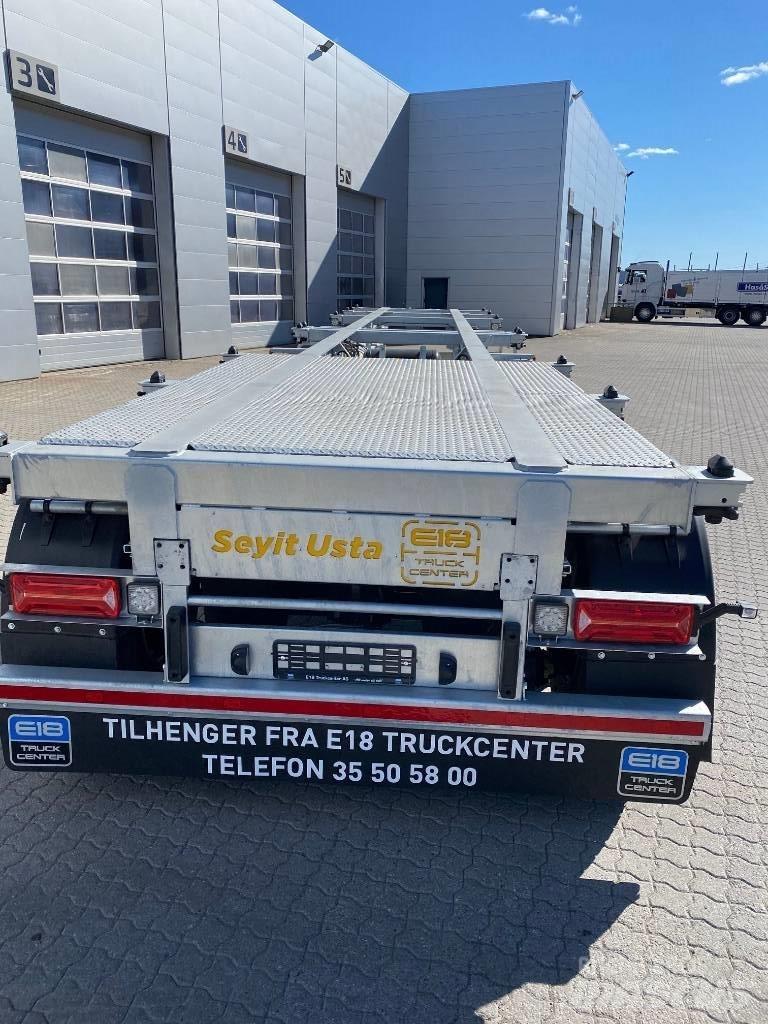  Sayet Usta Camion cu semi-remorca cu incarcator