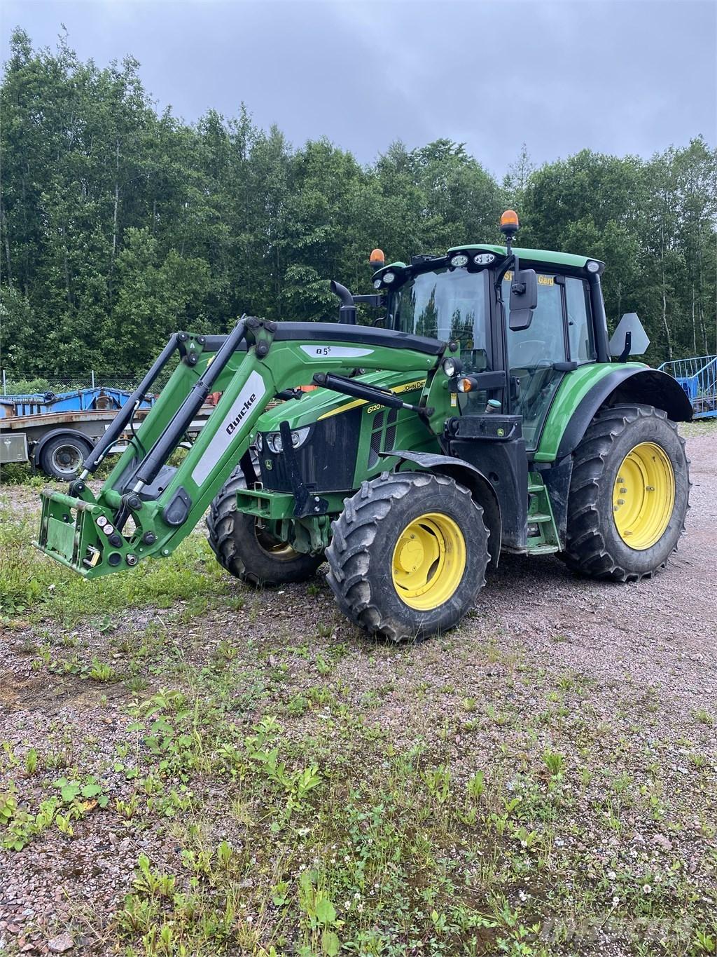 John Deere 6120 M Tractoare
