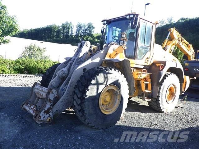 Volvo L 120 H Incarcator pe pneuri