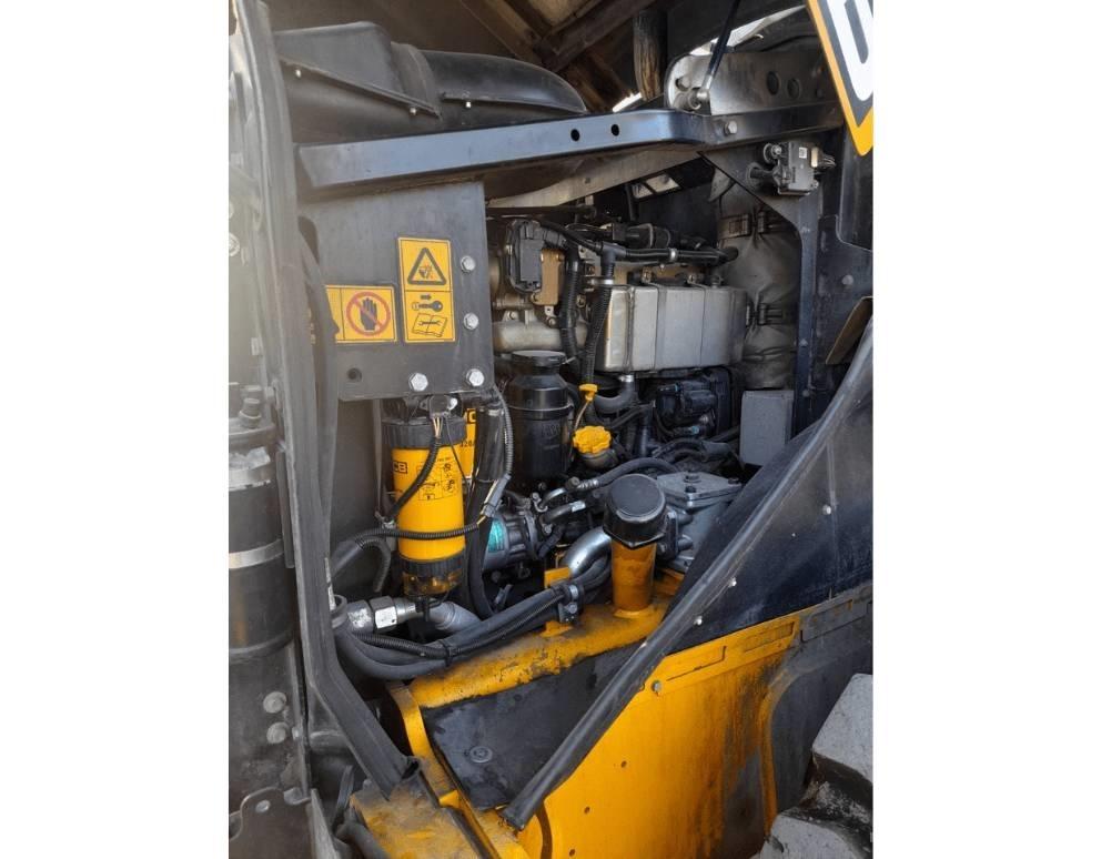 JCB 417 Incarcator pe pneuri
