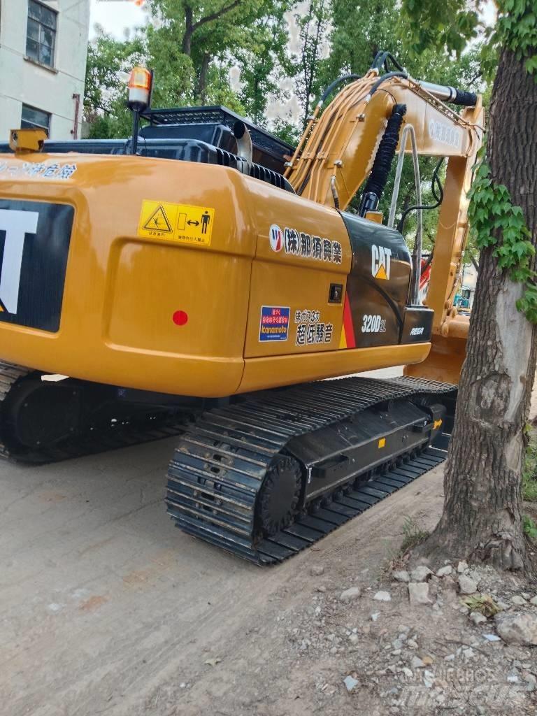 CAT 320 D L Excavatoare pe șenile
