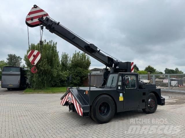 Grove IND 36 Macara pentru orice teren