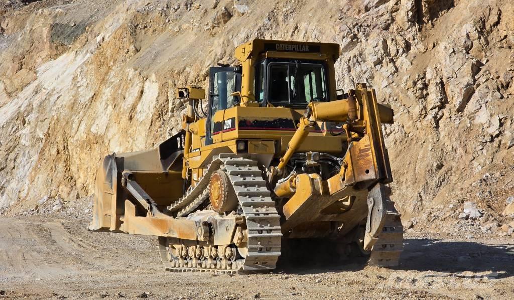CAT D9R Buldozere pe senile