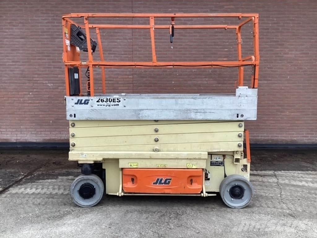 JLG 2630es Platforme foarfeca