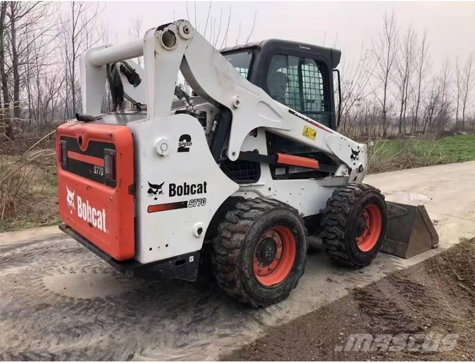 Bobcat S 770 Mini incarcator