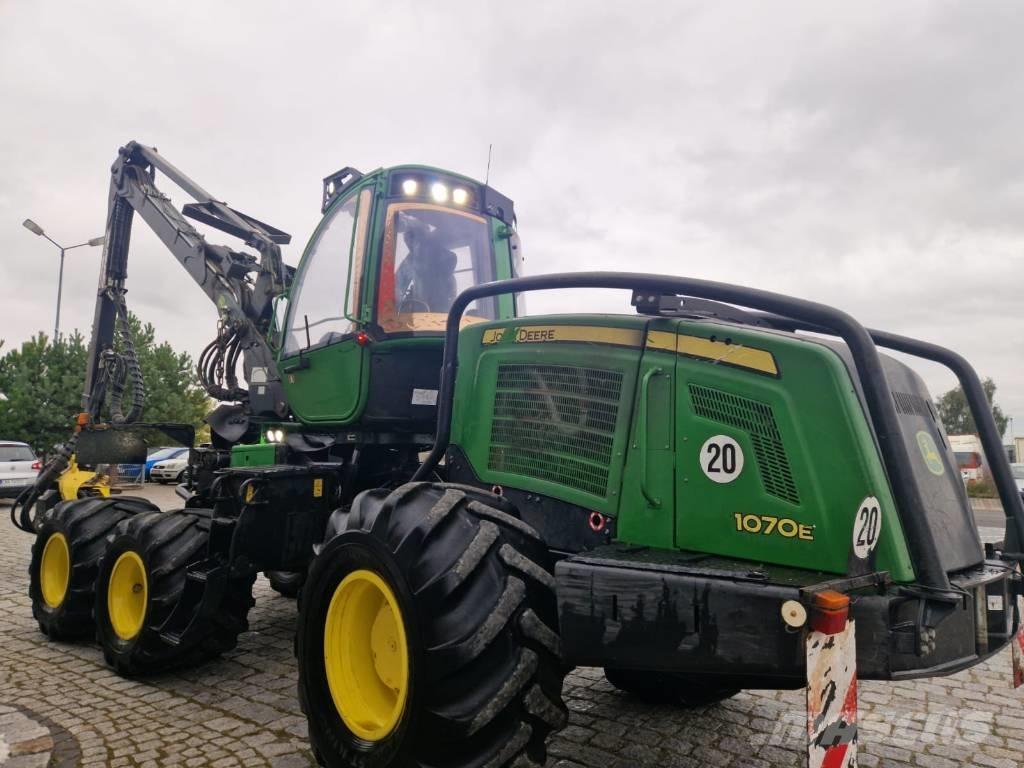 John Deere 1070 E Combine forestiere