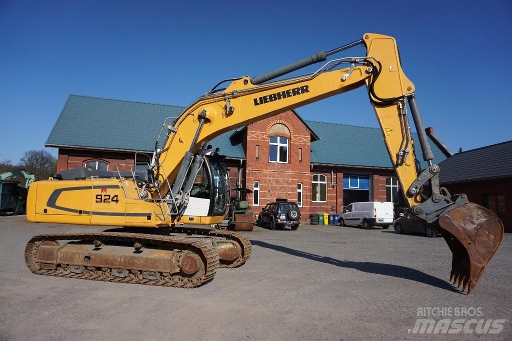 Liebherr R 924 LC Excavatoare pe șenile
