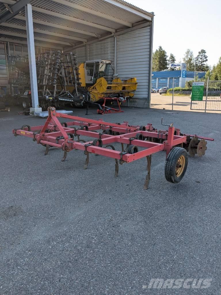 Väderstad SK13 Cultivatoare