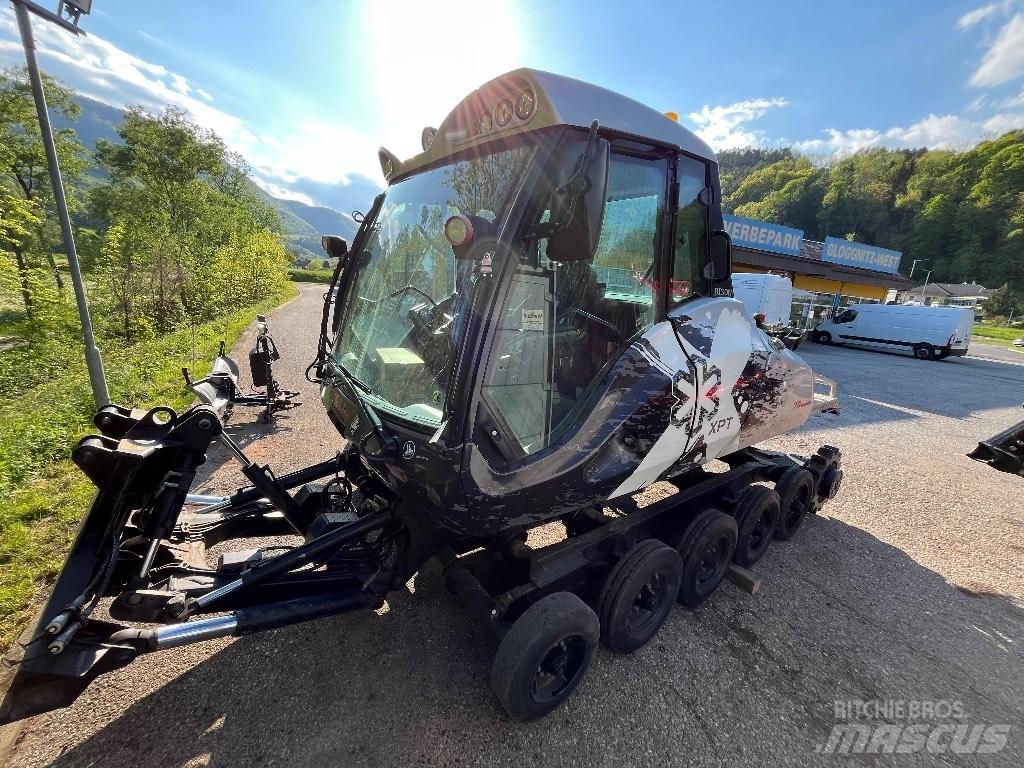 Prinoth Bison X Utilaje deszapezire